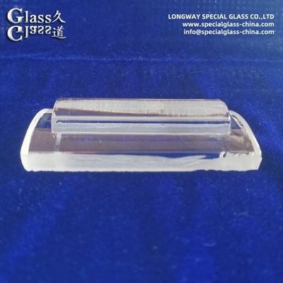 비상 및 안전 조명 시스템용 보로 실리케이트 램프 렌즈 닦기